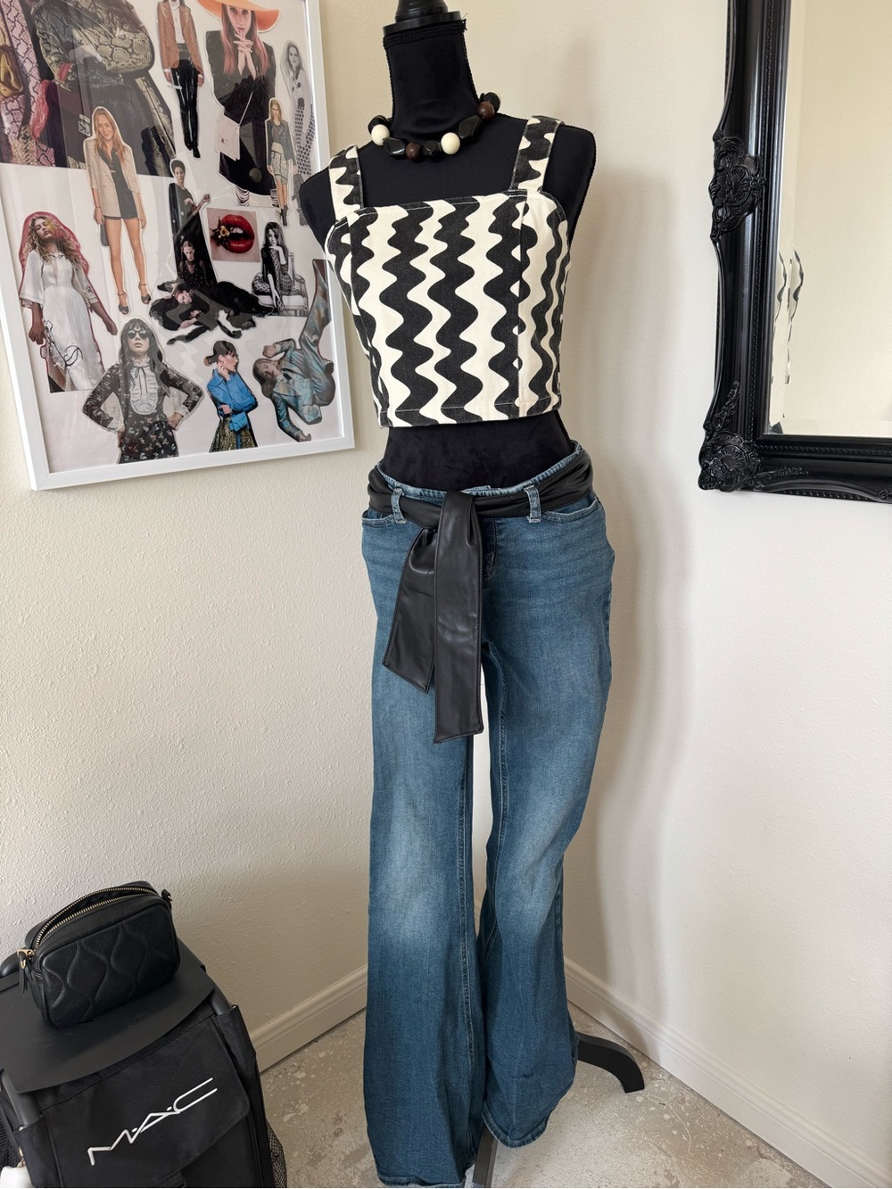 Cider Black and White Zigzag Crop Top